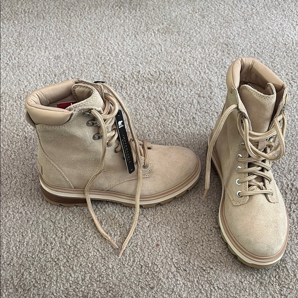Sorel Waterproof Tan Lace-Up Boots women’s size 6 - Picture 1 of 11